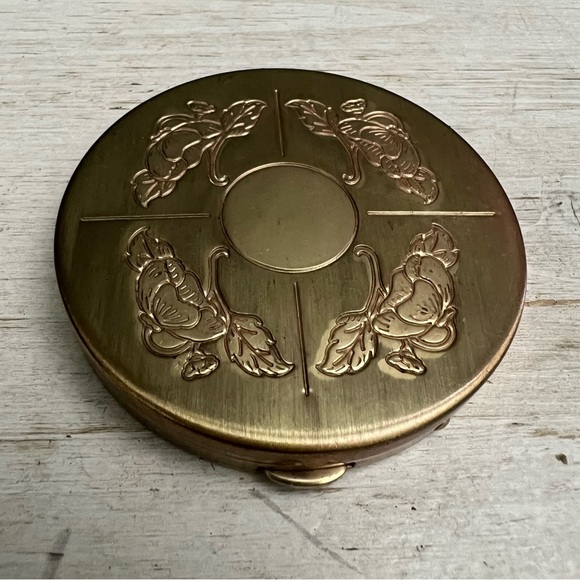 Vintage Other - Vintage Compact Vanity Mirror Gold Tone Floral Design Original Powder Screen